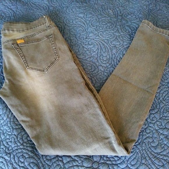 Black Jeans - Picture 2 of 2